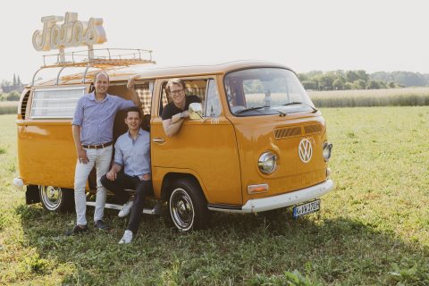 Gründer und Bulli-Liebhaber: Guido, Johannes und Kai